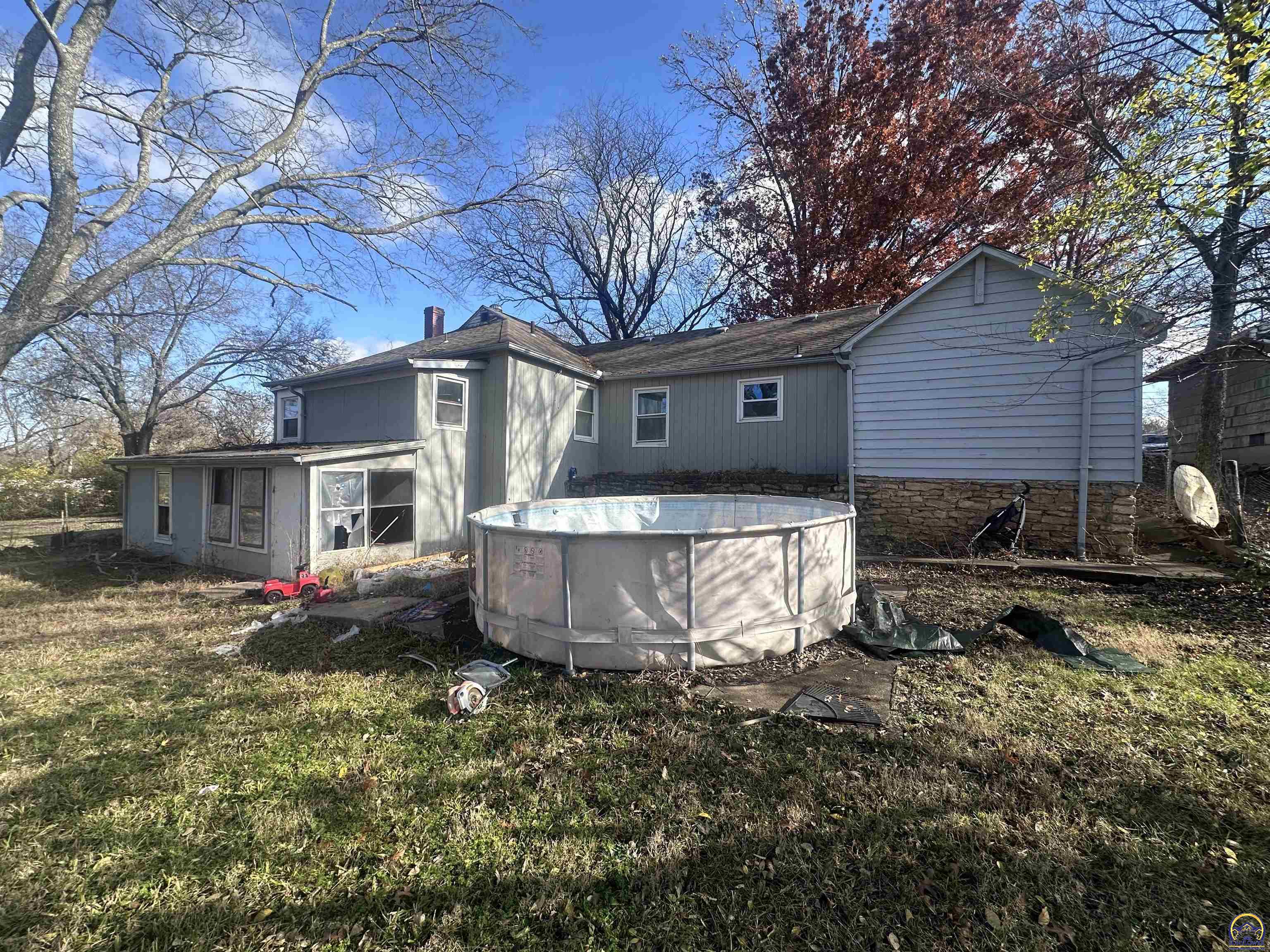 1911 Southeast Iowa Avenue Topeka, KS 66607 - Photo 38 of 44