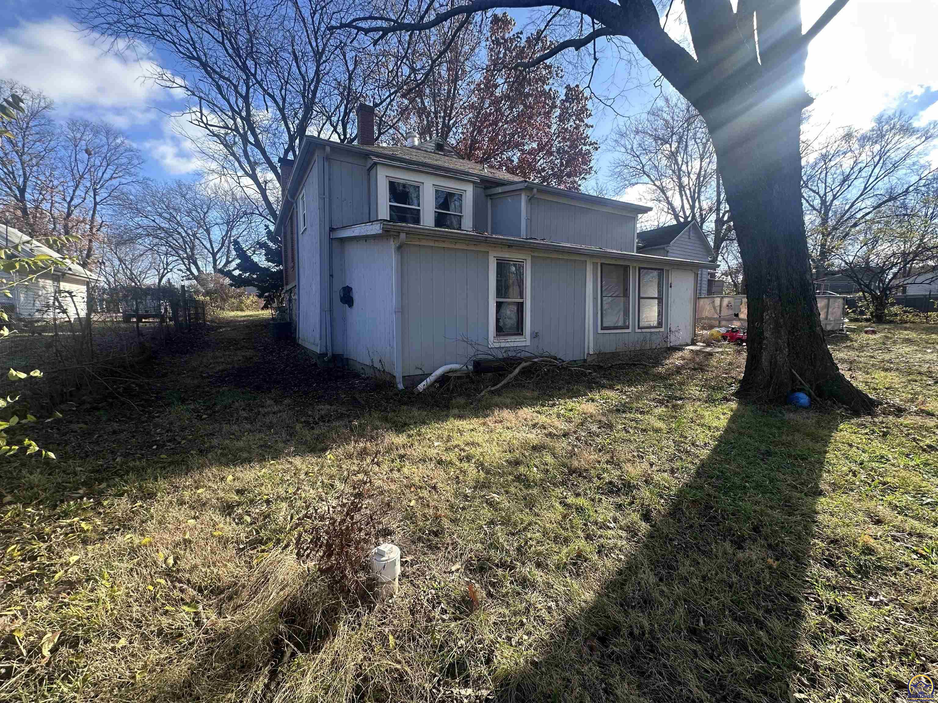 1911 Southeast Iowa Avenue Topeka, KS 66607 - Photo 42 of 44