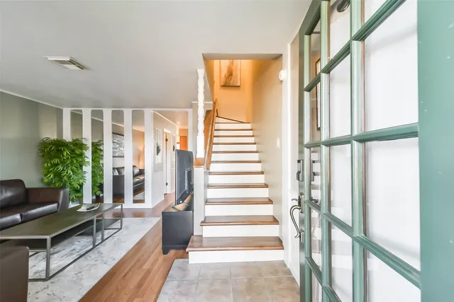 $2,300 | 1413 Ramada Drive, Unit 1413, Houston, TX 77062