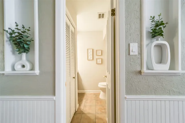 $2,300 | 1413 Ramada Drive, Unit 1413, Houston, TX 77062