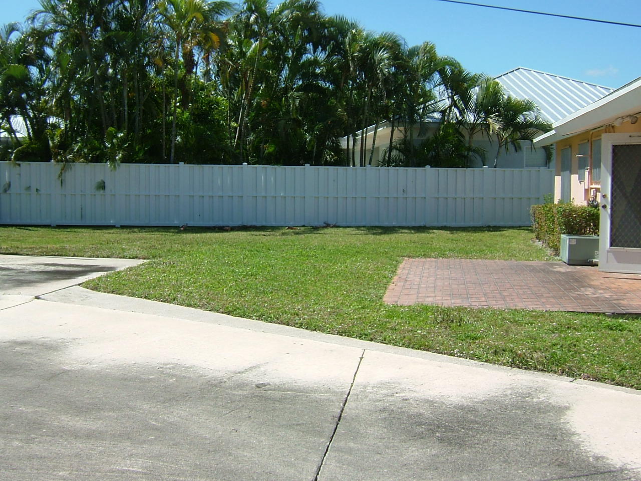 654 Northeast 3rd Avenue, Unit LOT FOR SALE Boca Raton, FL 33432 - Photo 7 of 20 Rear Yard (2)