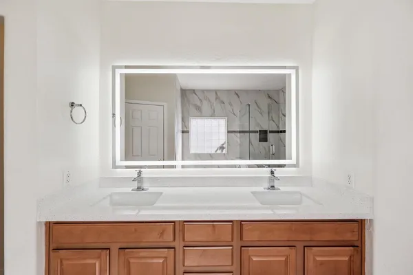 $2,500 | 15749 West Ventura Street, Surprise, AZ 85379