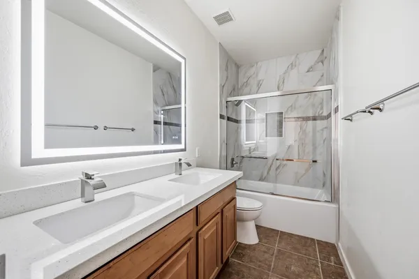 $2,500 | 15749 West Ventura Street, Surprise, AZ 85379