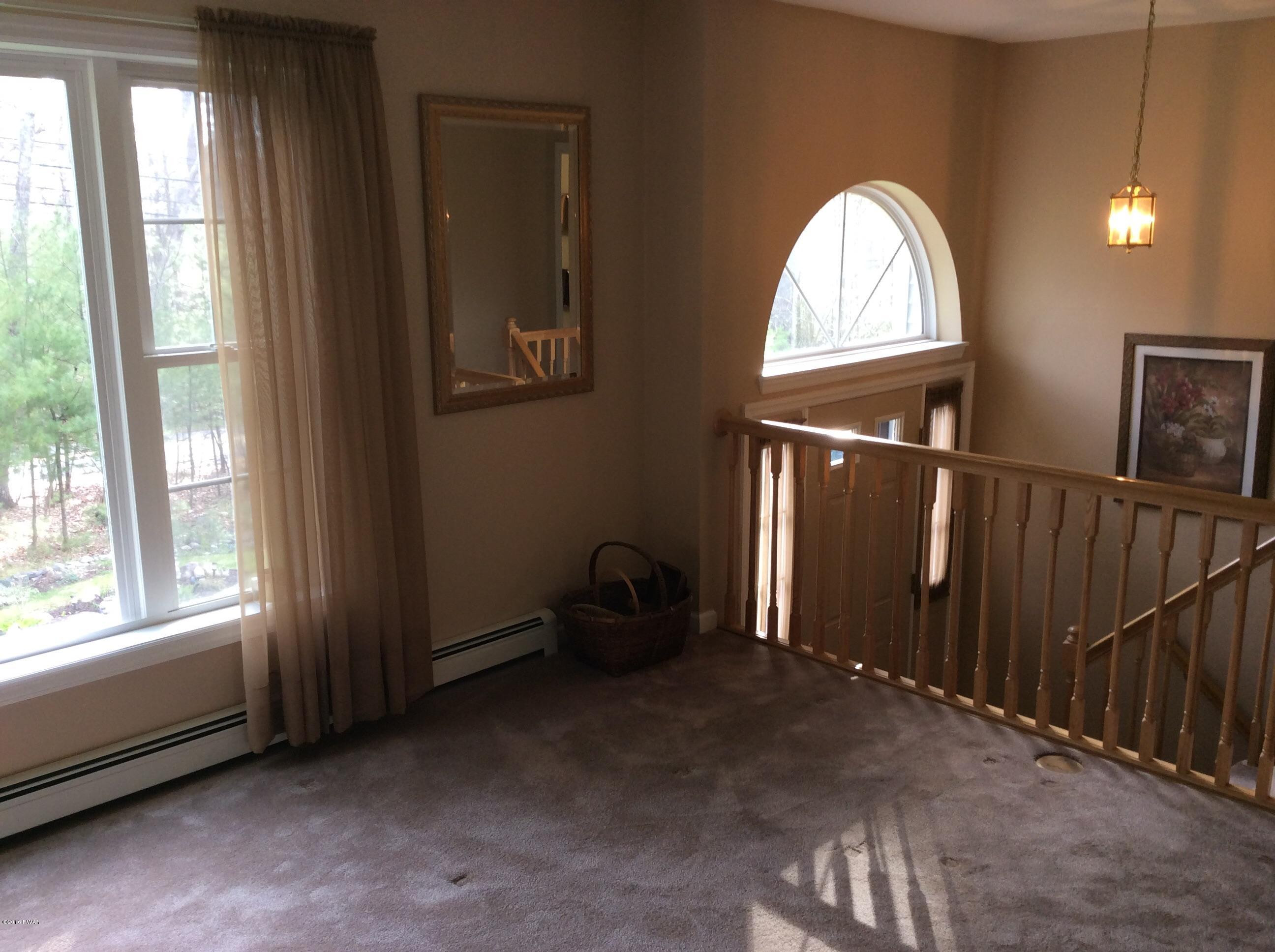 101 Lake Road Shohola, PA 18458 - Photo 33 of 89 image