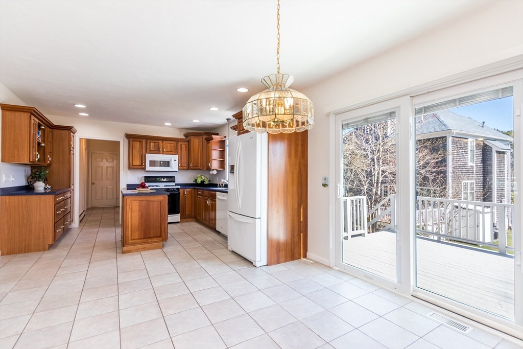 14 Sheppard Road Sagamore Beach, MA 02562 - Photo 5 of 42 Gallery Image 5
