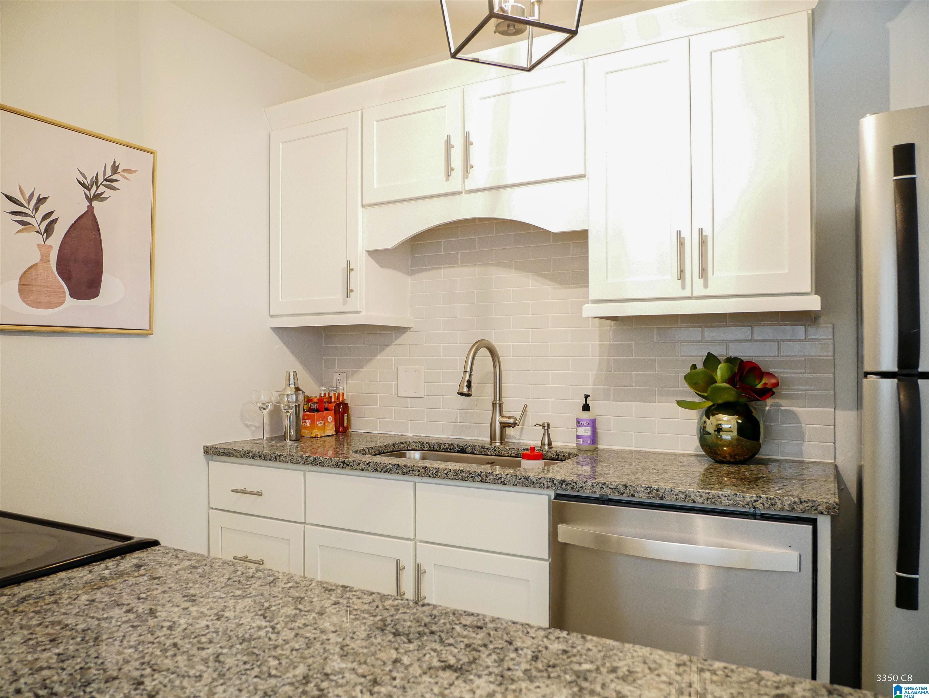 3350 Altamont Road South, Unit C8 Birmingham, AL 35205 - Photo 16 of 32