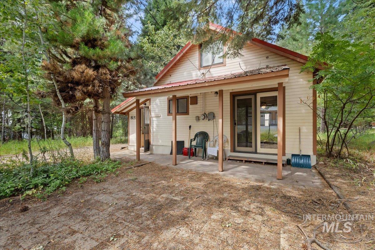 815 Reedy Lane McCall, ID 83638 - Photo 5 of 22 Rear view of house