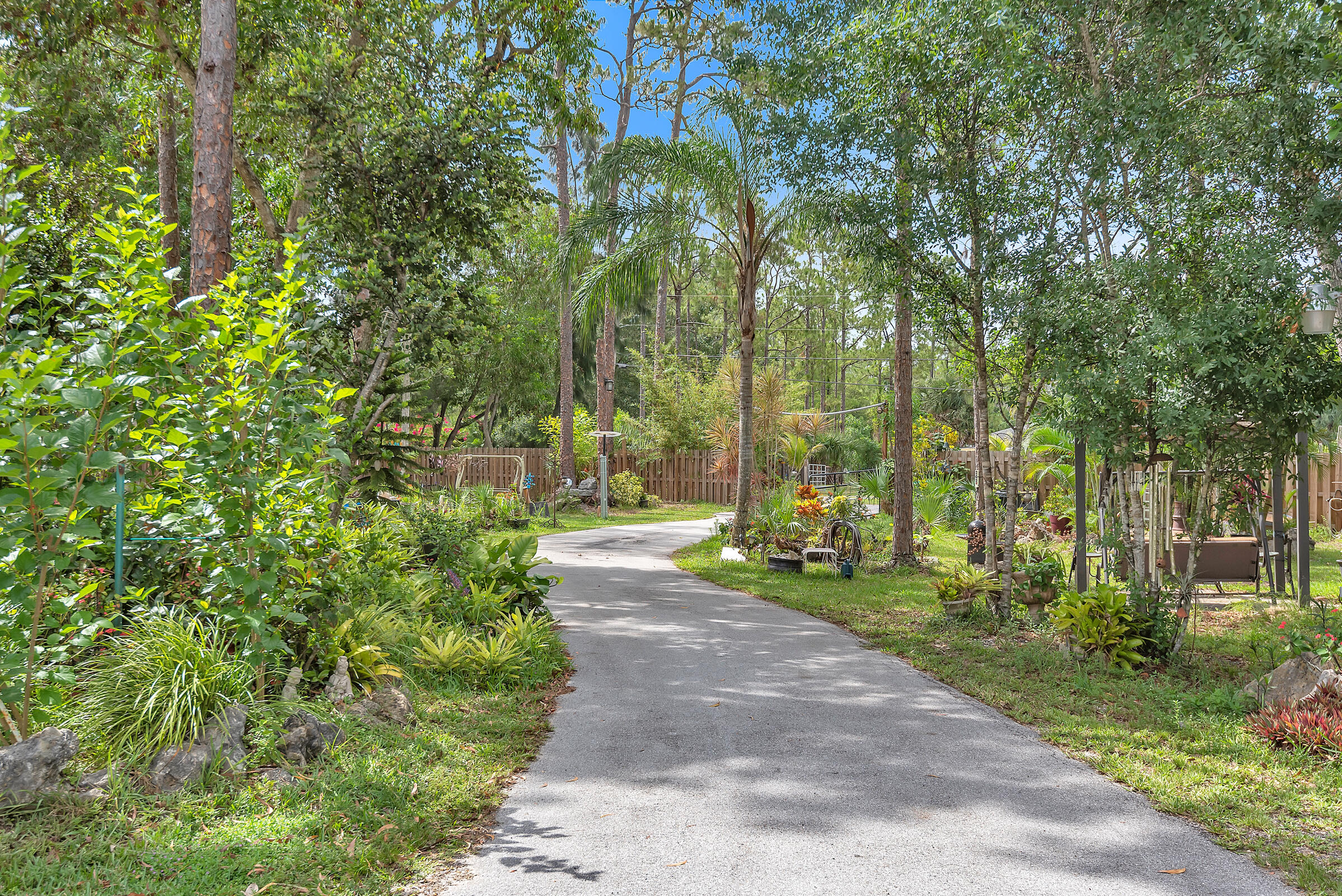 13288 Compton Road Loxahatchee Groves, FL 33470 - Photo 71 of 78 13288 - 079
