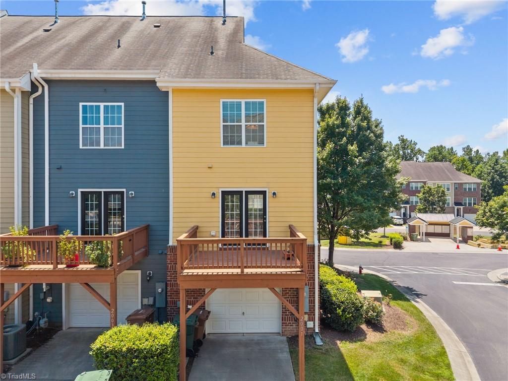 2001 Summerhouse Road Cary, NC 27519 - Photo 13 of 44 Gallery Image 13