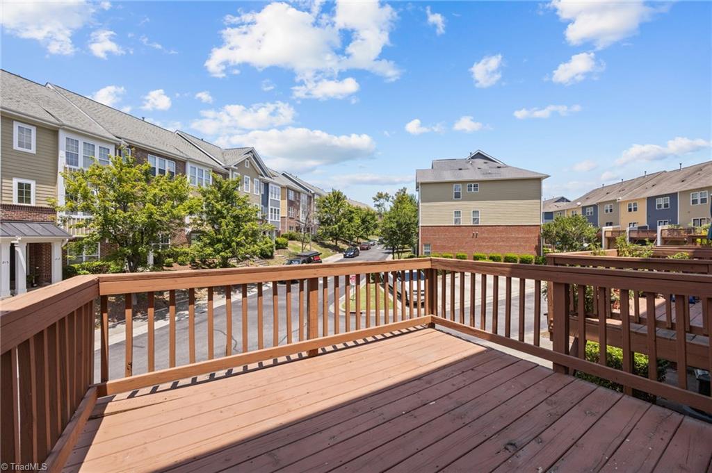 2001 Summerhouse Road Cary, NC 27519 - Photo 19 of 44 Gallery Image 19