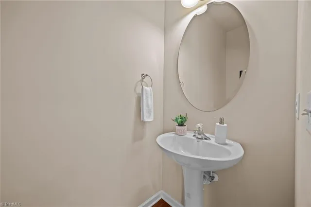 $350,000 | 2001 Summerhouse Road, Cary, NC 27519