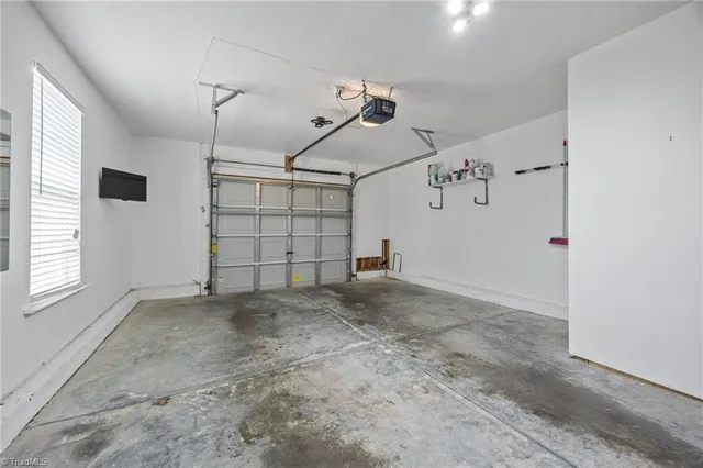 $350,000 | 2001 Summerhouse Road, Cary, NC 27519