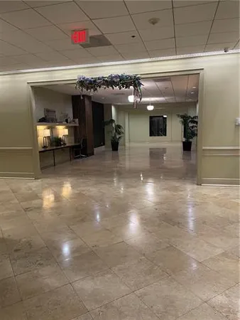 $1,800 | 1205 St Charles Avenue, Unit 814, New Orleans, LA 70130