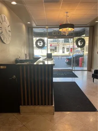 $1,800 | 1205 St Charles Avenue, Unit 814, New Orleans, LA 70130