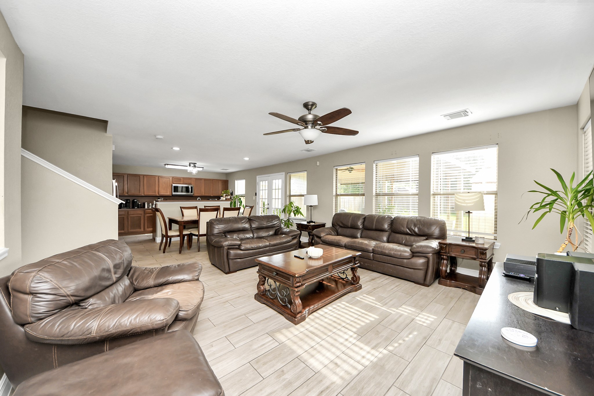 13915 Prosperity Ridge Drive Houston, TX 77048 - Photo 10 of 41