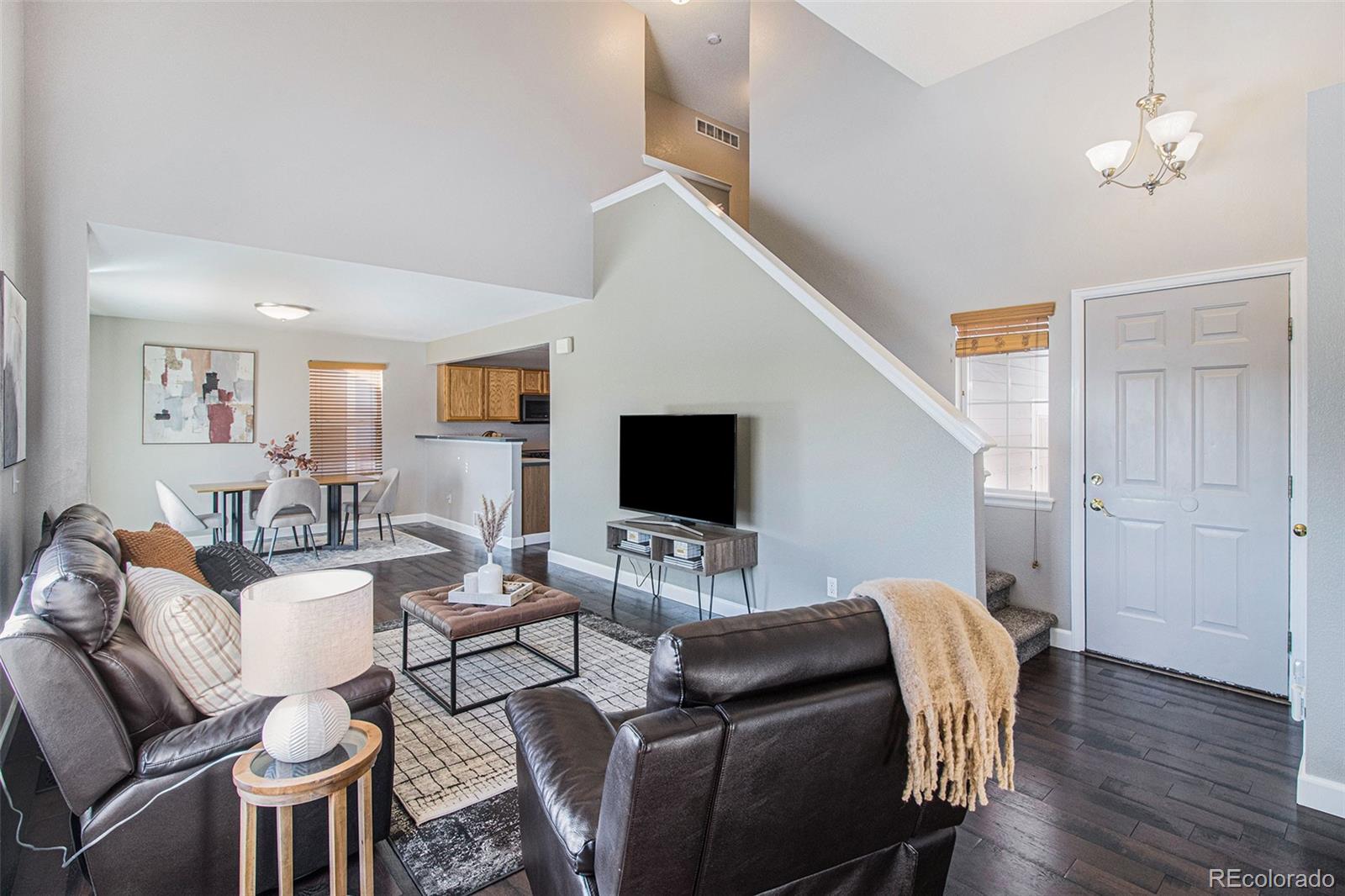 3864 South Rome Way Aurora, CO 80018 - Photo 3 of 32 Gallery Image 3