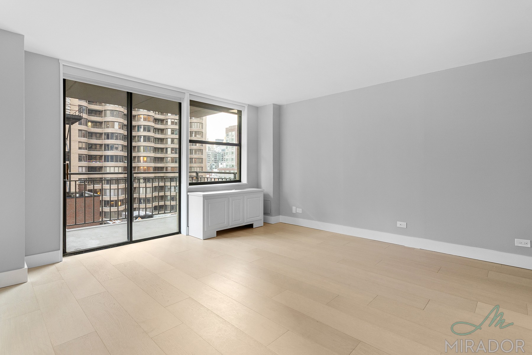 330 East 39th Street, Unit 28R Manhattan, NY 10016 - Photo 1 of 13 Photo 1