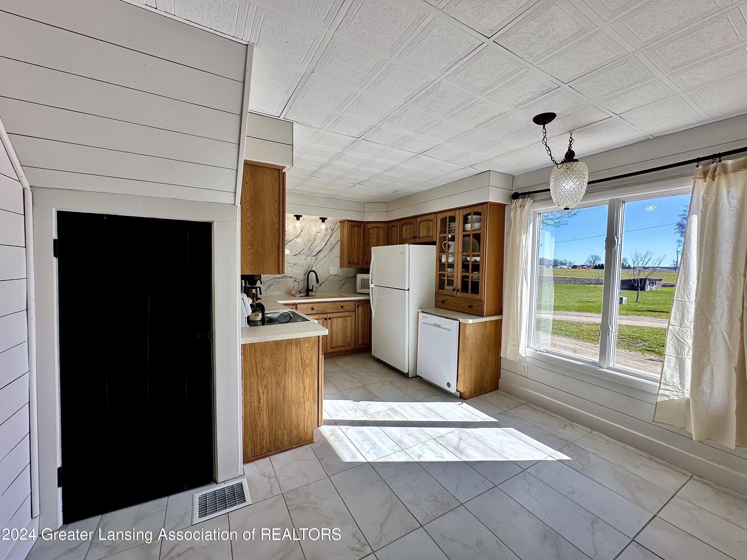 7611 West Hayes Road Middleton, MI 48856 - Photo 25 of 73 IMG_5892