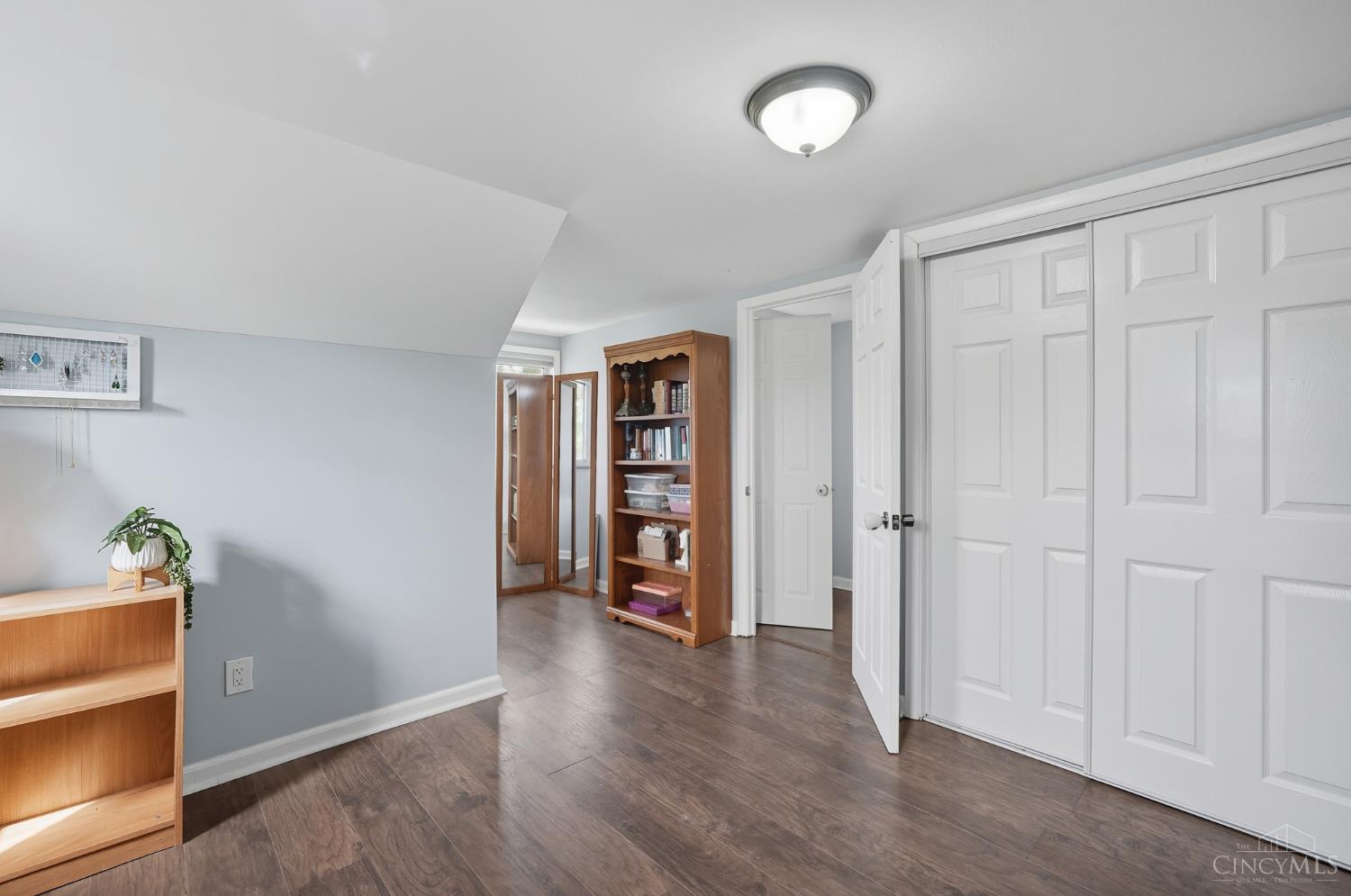5563 Haft Road Cincinnati, OH 45247 - Photo 32 of 58 Gallery Image 32