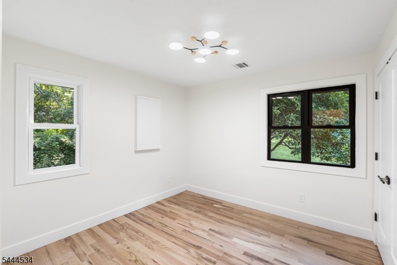107 Scudders Road Sparta, NJ 07871 - Photo 32 of 44