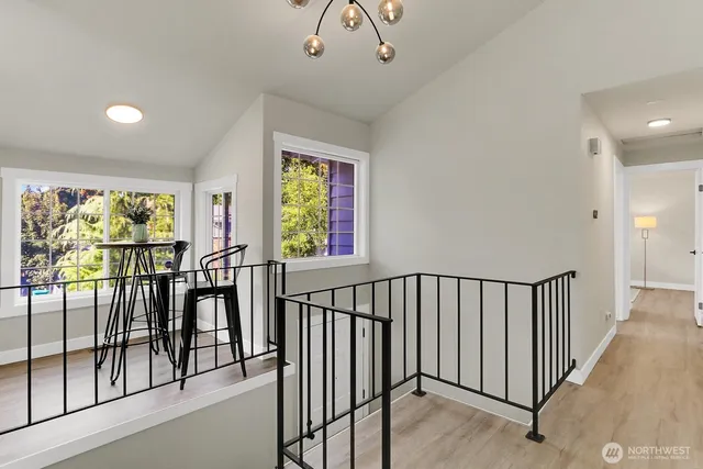 $1,049,500 | 1621 North 201st Street, Shoreline, WA 98133