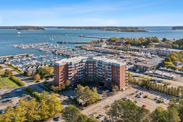 $325,000 | 148 Breakwater Drive, Unit 513, South Portland, ME 04106