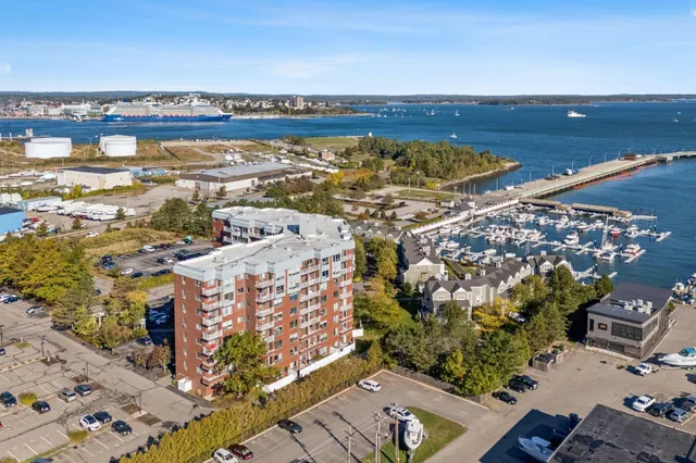 $325,000 | 148 Breakwater Drive, Unit 513, South Portland, ME 04106
