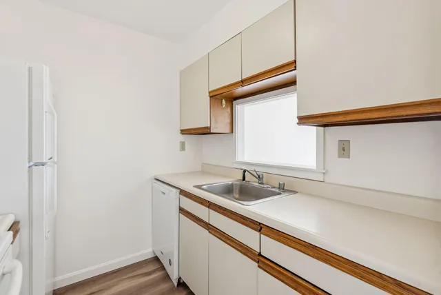 $325,000 | 148 Breakwater Drive, Unit 513, South Portland, ME 04106