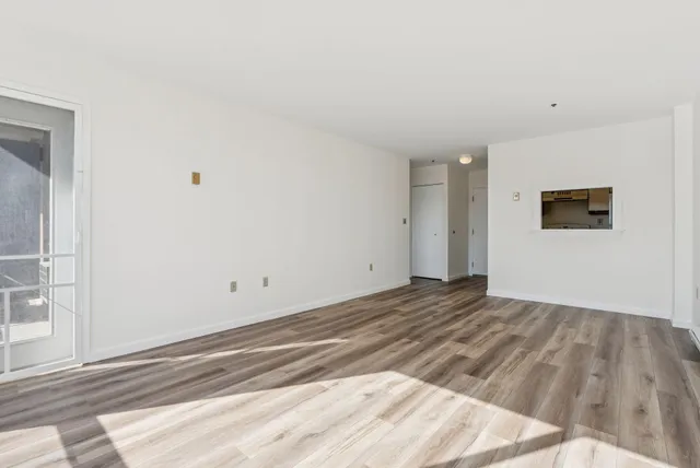 $325,000 | 148 Breakwater Drive, Unit 513, South Portland, ME 04106