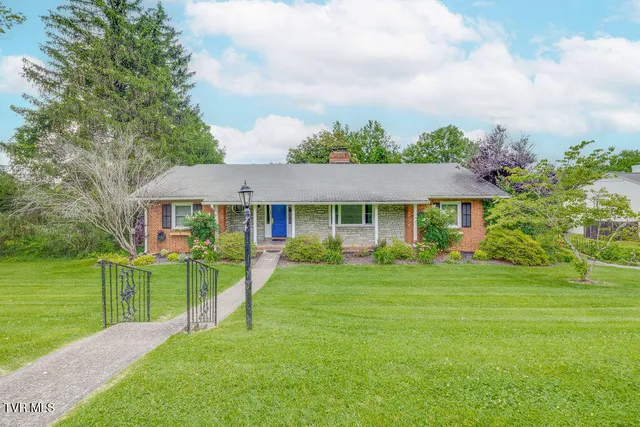 $499,000 | 506 East 10th Avenue, Johnson City, TN 37601