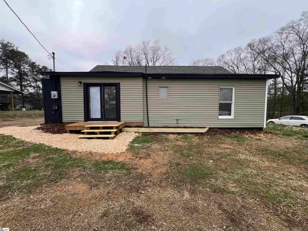 $144,900 | 1 Hawthorne Street, Honea Path, SC 29654