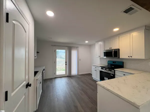 $144,900 | 1 Hawthorne Street, Honea Path, SC 29654