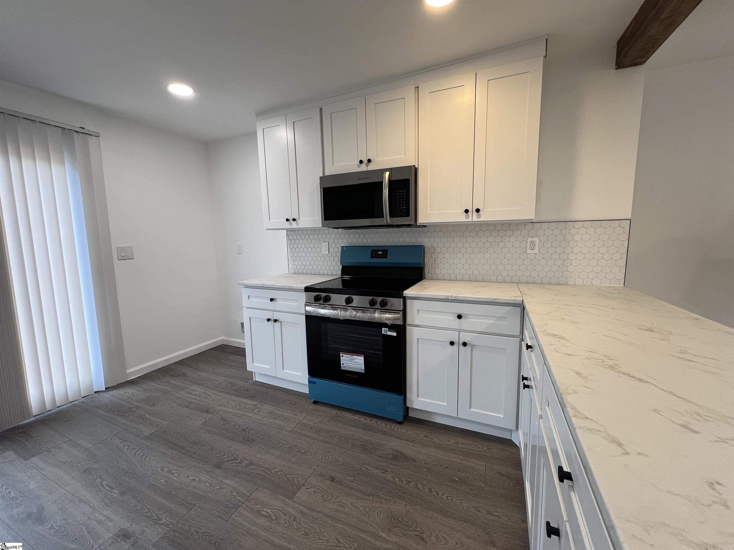 1 Hawthorne Street Honea Path, SC 29654 - Photo 6 of 16