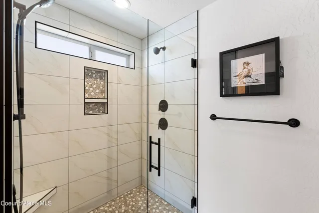 $539,900 | Lt 4-blk2 East Lt 4-blk2 E Valley Street, Oldtown, ID 83822