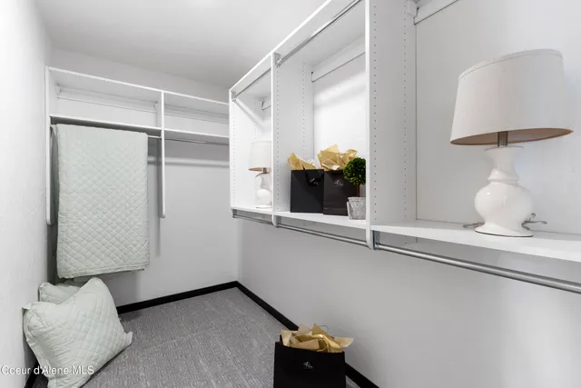 $539,900 | Lt 4-blk2 East Lt 4-blk2 E Valley Street, Oldtown, ID 83822