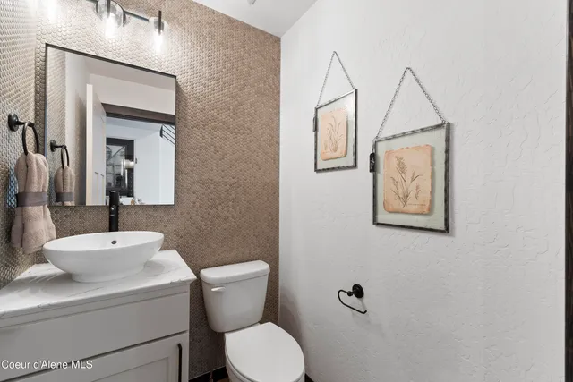 $539,900 | Lt 4-blk2 East Lt 4-blk2 E Valley Street, Oldtown, ID 83822