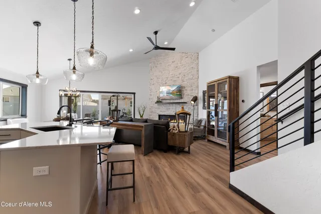 $539,900 | Lt 4-blk2 East Lt 4-blk2 E Valley Street, Oldtown, ID 83822