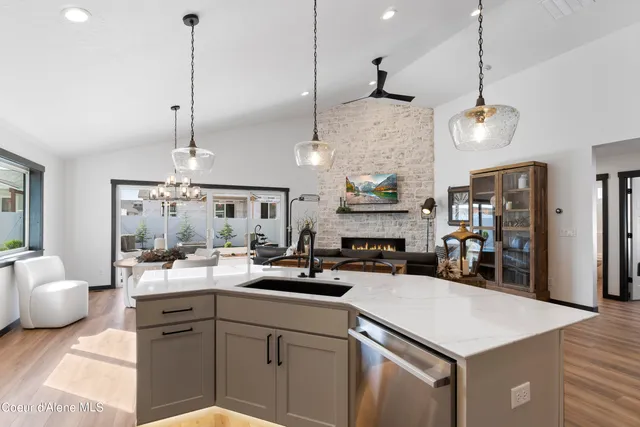 $539,900 | Lt 4-blk2 East Lt 4-blk2 E Valley Street, Oldtown, ID 83822