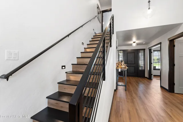 $539,900 | Lt 4-blk2 East Lt 4-blk2 E Valley Street, Oldtown, ID 83822