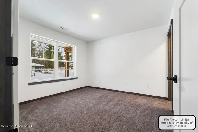 $539,900 | Lt 4-blk2 East Lt 4-blk2 E Valley Street, Oldtown, ID 83822