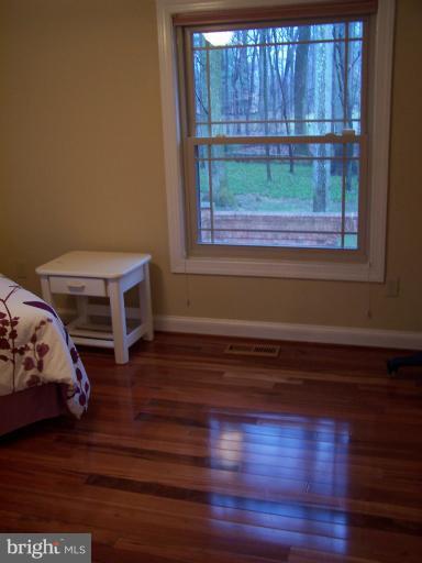 2534 Babcock Road Vienna, VA 22181 - Photo 14 of 30 Bedroom
