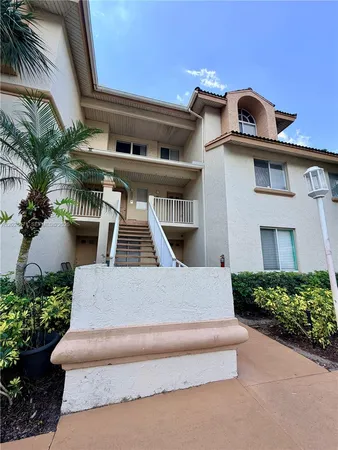 $1,990 | 19216 Glenmoor Drive, Unit 19216, West Palm Beach, FL 33409