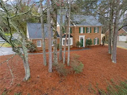 $669,000 | 4150 Woodlark Court, Roswell, GA 30075