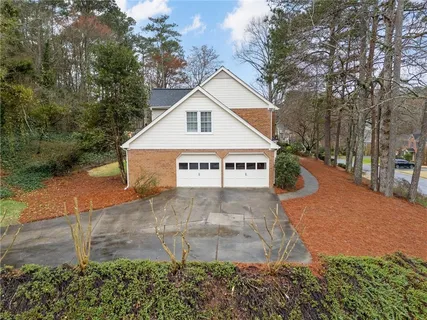 $669,000 | 4150 Woodlark Court, Roswell, GA 30075