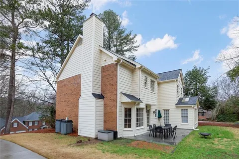 $669,000 | 4150 Woodlark Court, Roswell, GA 30075