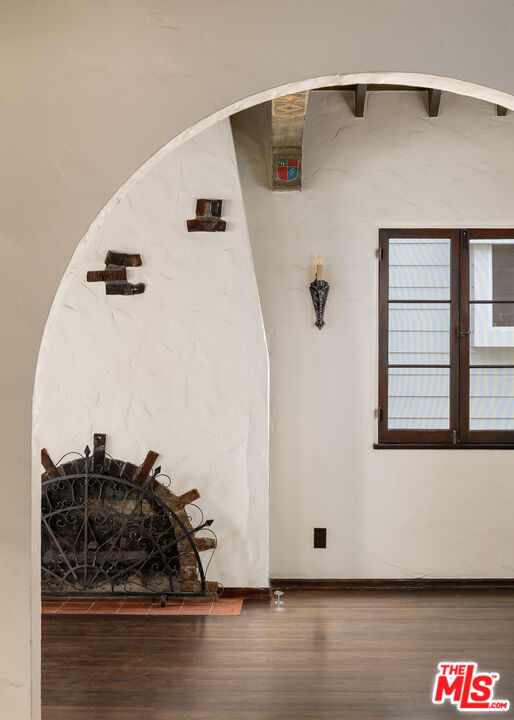 3840 Valleybrink Road Los Angeles, CA 90039 - Photo 14 of 32