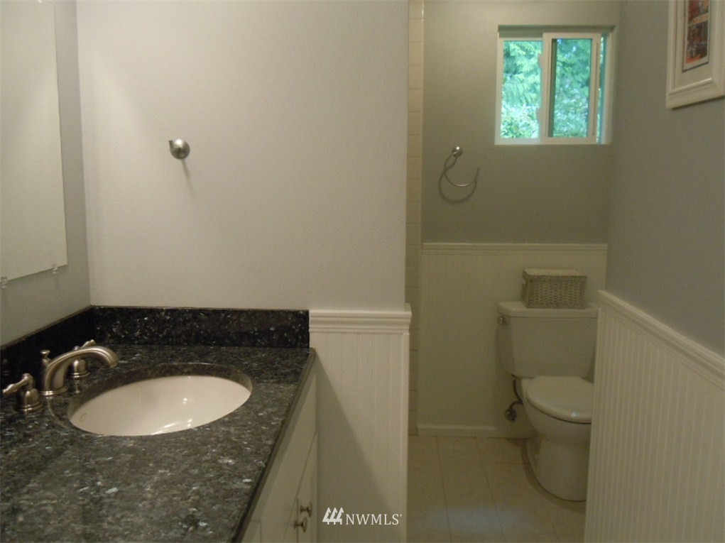 19225 1st Avenue Southeast Bothell, WA 98012 - Photo 8 of 15 Gallery Image 8