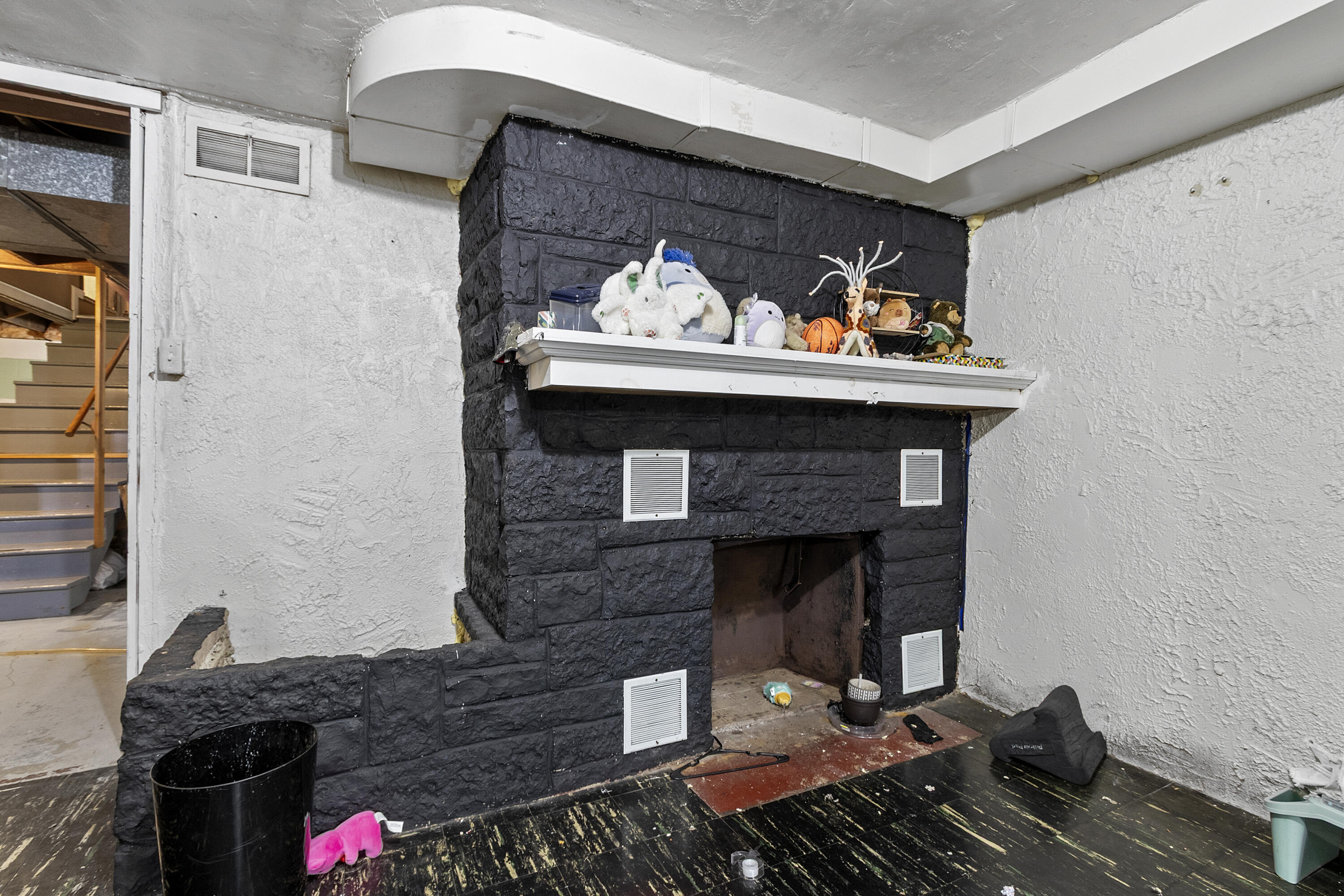 1905 32nd Street Two Rivers, WI 54241 - Photo 21 of 28 025-190532ndStreet-TwoRivers-WI-54241-FU