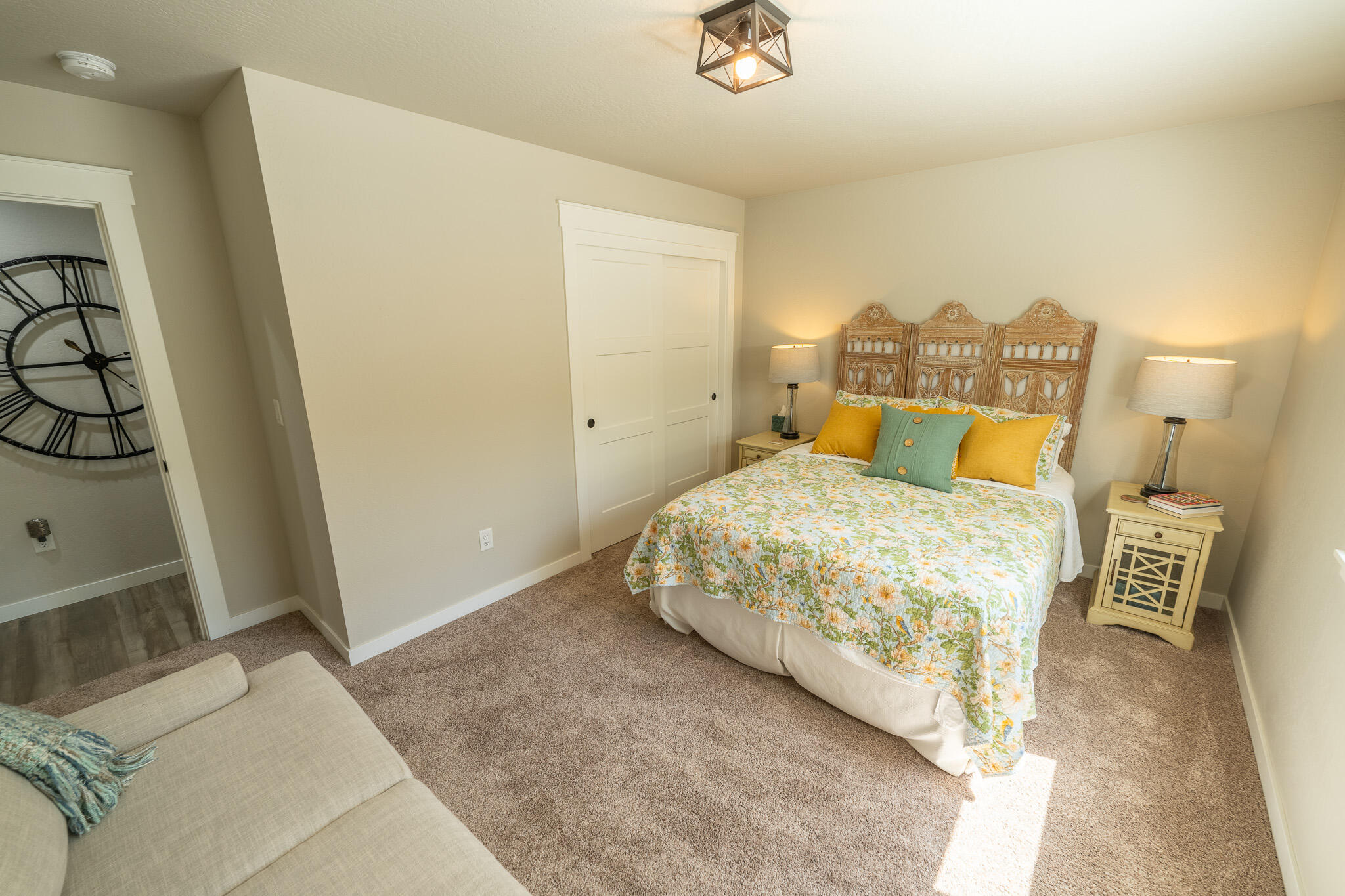 251 Christopher Way Talent, OR 97540 - Photo 18 of 30 251 Christopher Way - Guest Room 2