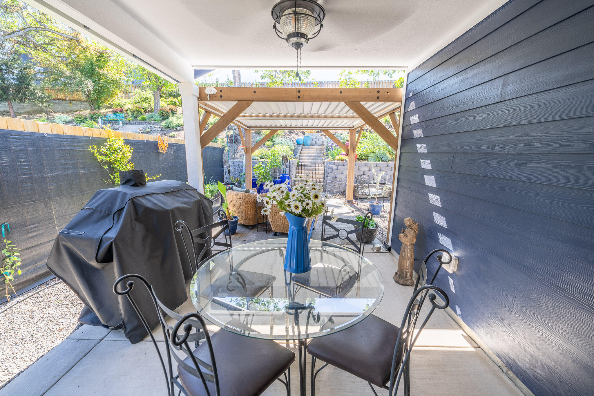 251 Christopher Way Talent, OR 97540 - Photo 27 of 30 251 Christopher Way - Covered Patio 2